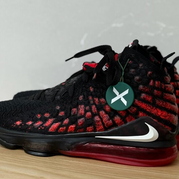 Lebron 17 Infrared
